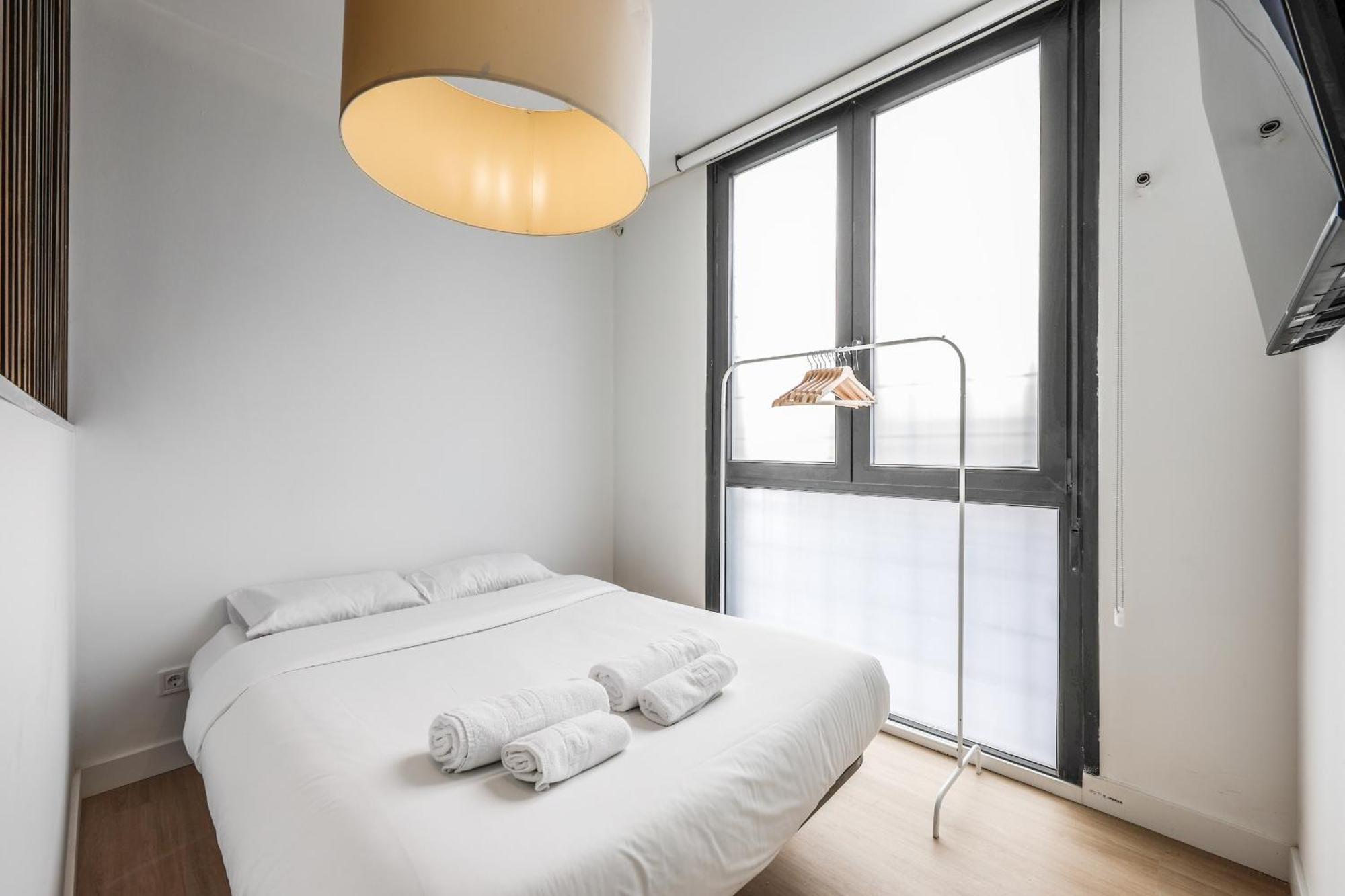 Pequeno Apartamento Reformado En Tirso De Molina Alquiler Temporal Madrid Exteriér fotografie
